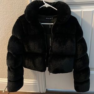 Black cropped puffer jacket